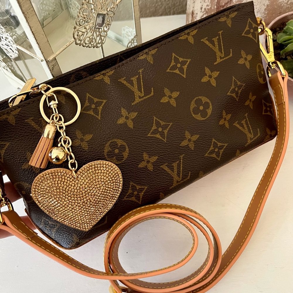 Louis Vuitton Monogram Trotteur